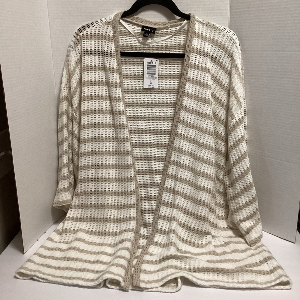 Torrid Cream and Tan Open Knit Cardigan NWT - Picture 3 of 10